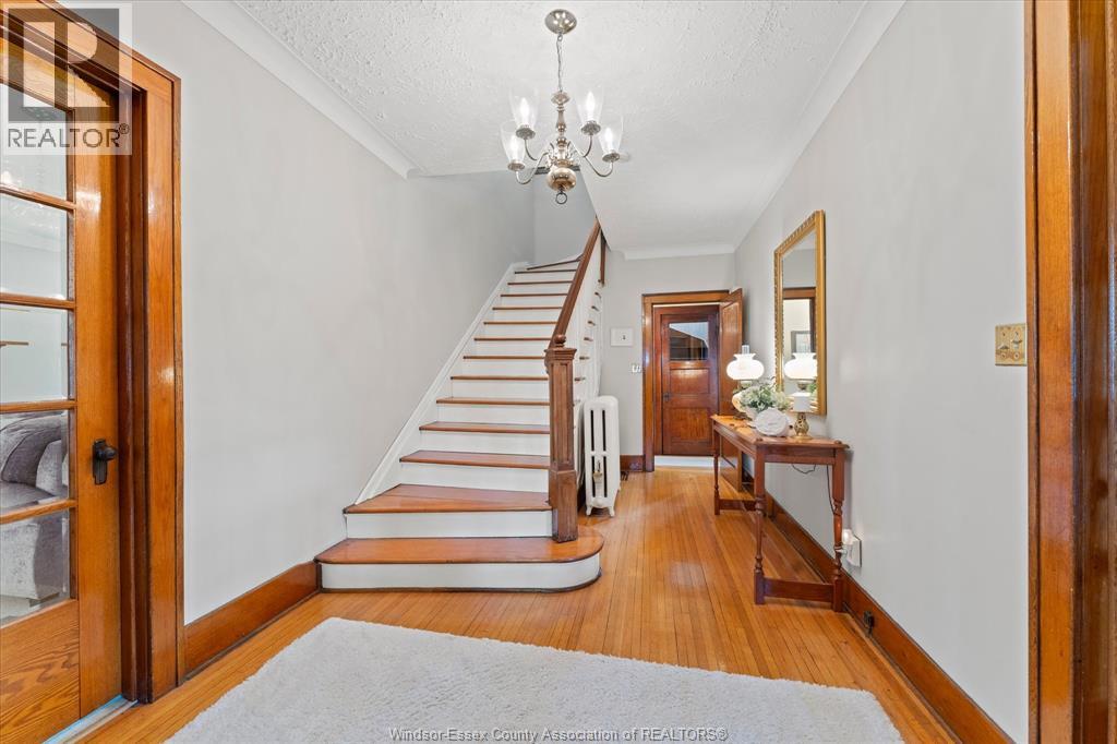 1409 Granville Crescent, Windsor, Ontario  N9C 3N9 - Photo 6 - 26019387