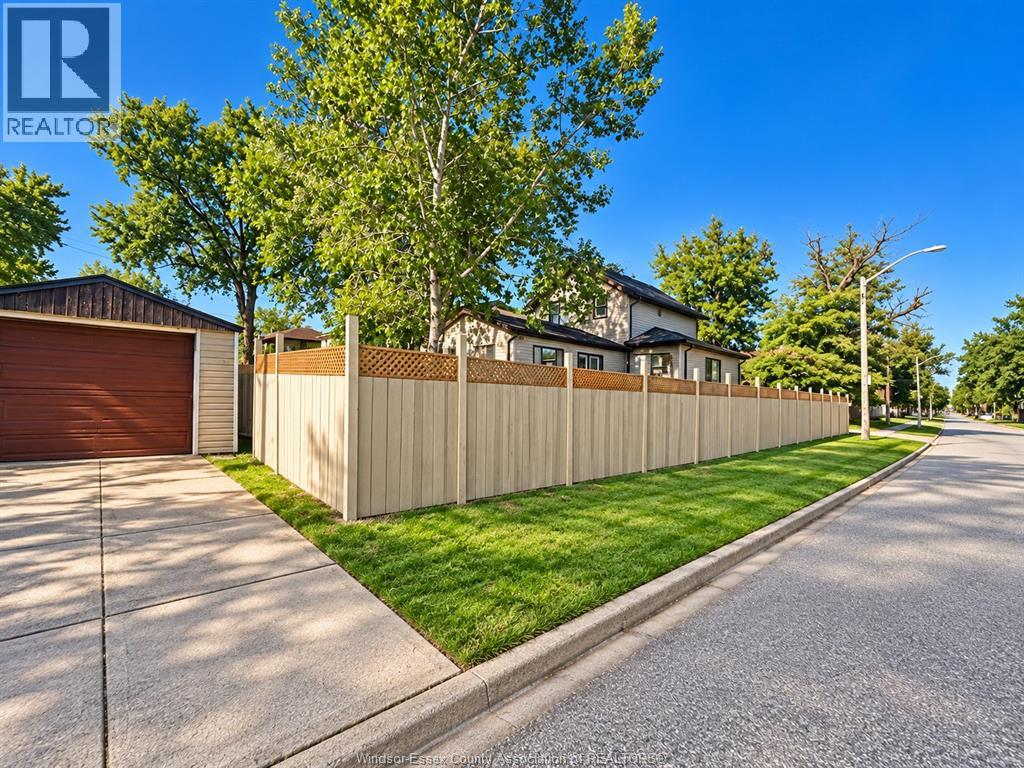 1597 Bruce, Windsor, Ontario  N8X 1Y1 - Photo 23 - 26018273