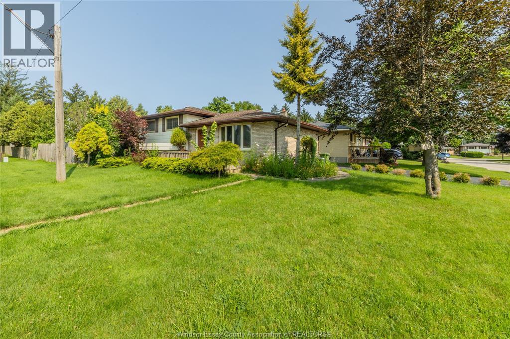 39 Patricia Street, St. Thomas, Ontario  N5P 3Z9 - Photo 1 - 26019413