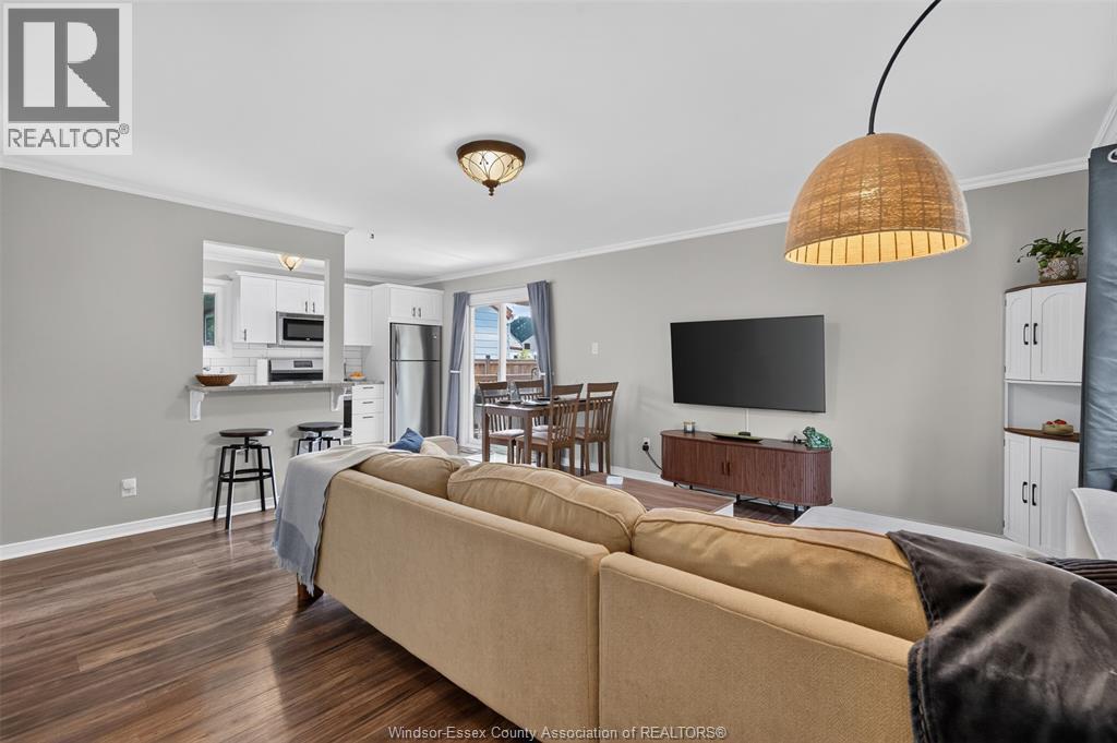1170 Strathmore Ave, Windsor, Ontario  N9C 3N5 - Photo 6 - 26019012