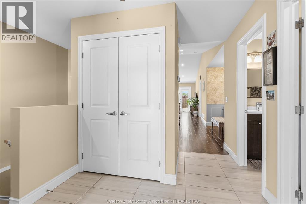 3556 Hallee Crescent, Windsor, Ontario  N8W 0B3 - Photo 7 - 26019451