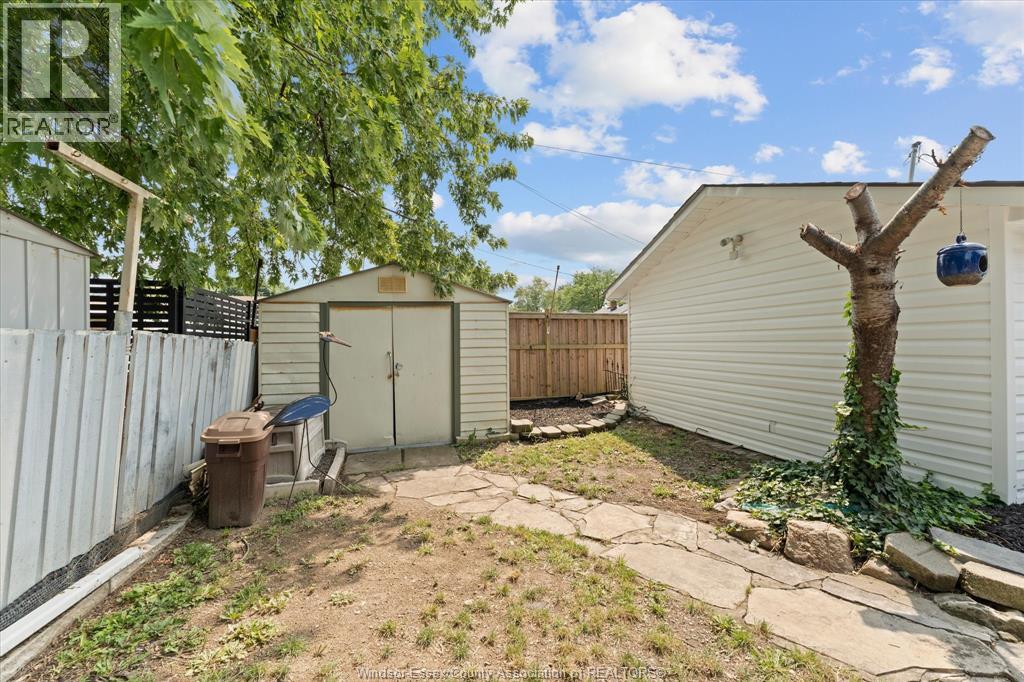1042 Edward, Windsor, Ontario  N8S 2Z8 - Photo 32 - 26019454