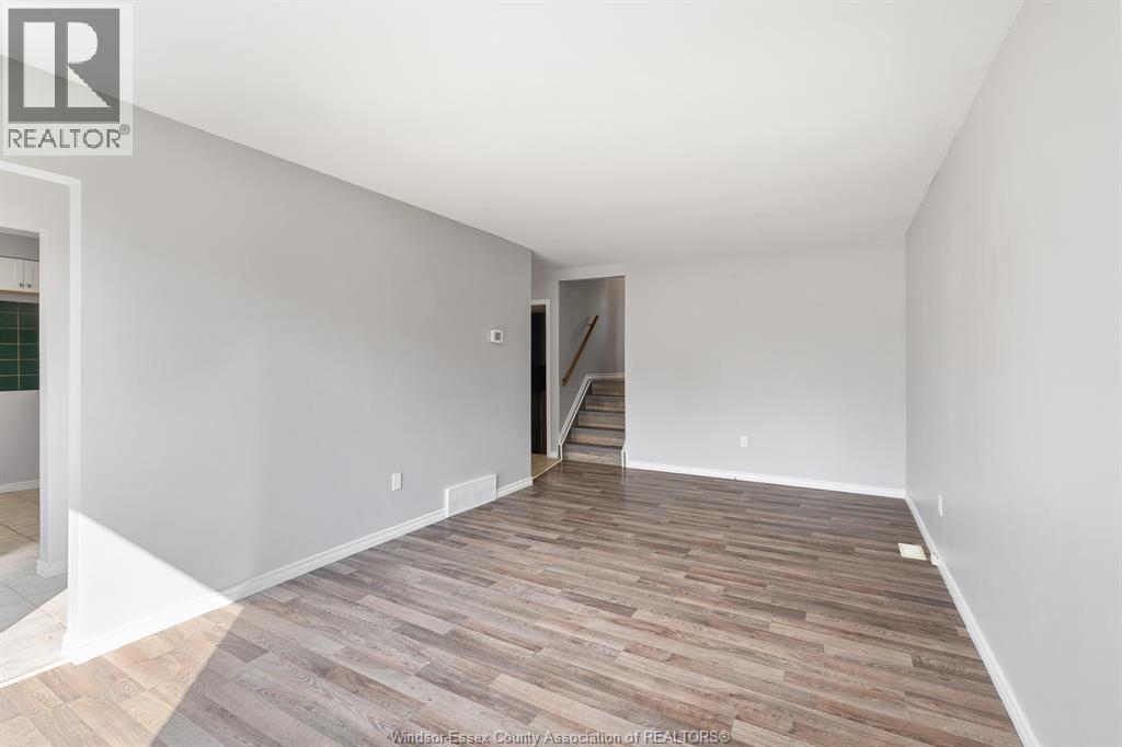 267 Brien Avenue West, Essex, Ontario  N8M 2Z4 - Photo 3 - 26019282