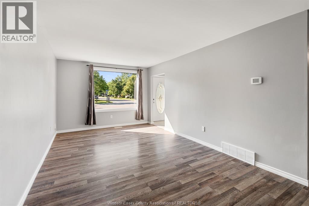 267 Brien Avenue West, Essex, Ontario  N8M 2Z4 - Photo 4 - 26019282