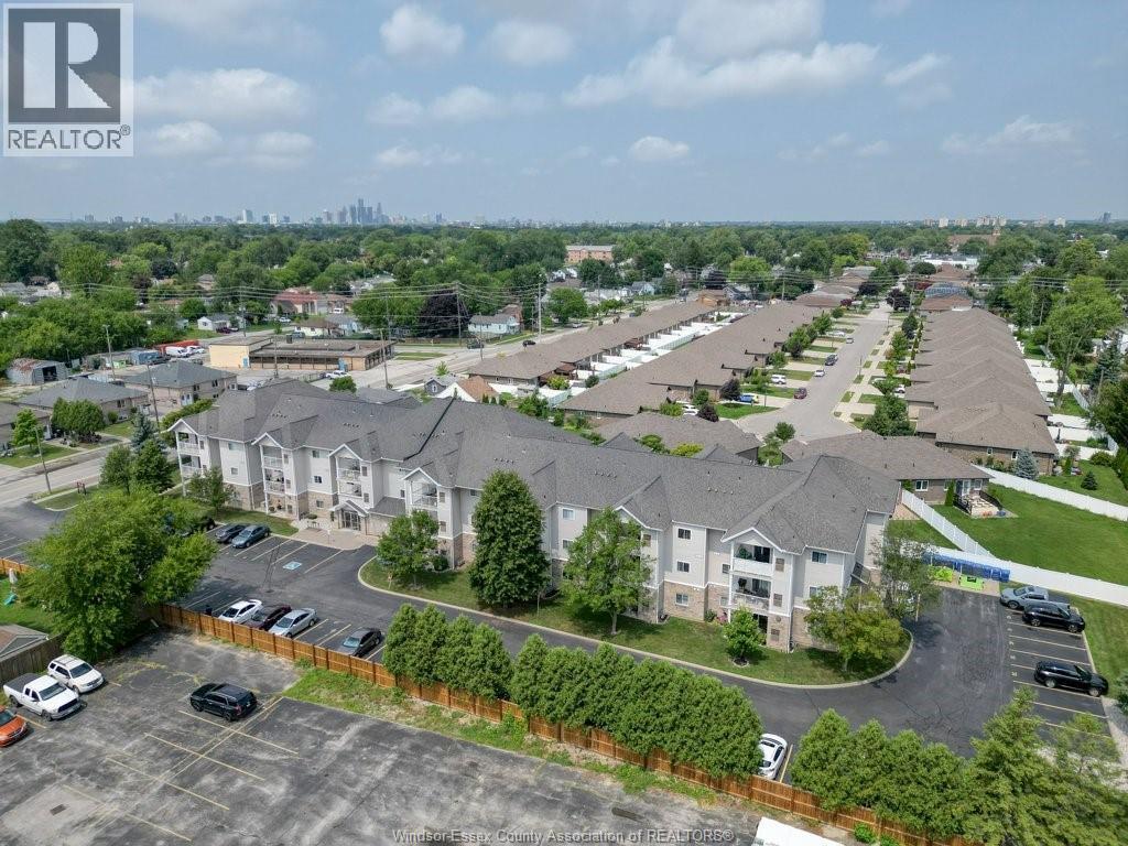 2592 Pillette Unit# 206, Windsor, Ontario  N8T 3R5 - Photo 34 - 26019469