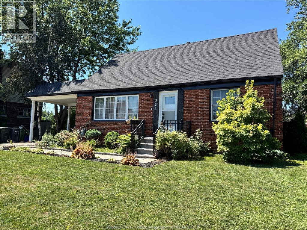 353 Lauzon Road, Windsor, Ontario  N8S 3M1 - Photo 3 - 26019456