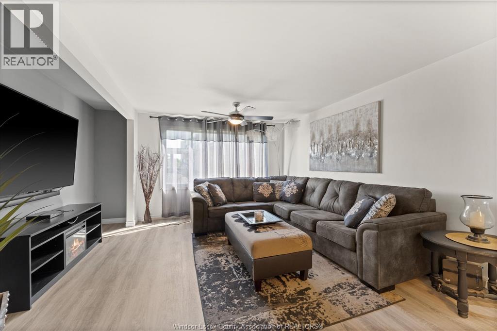 9 Parkside, Mcgregor, Ontario  N0R 1J0 - Photo 6 - 26019446