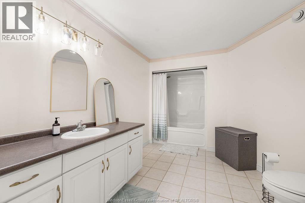 964 Greenpark, Windsor, Ontario  N8P 1J1 - Photo 14 - 26019481