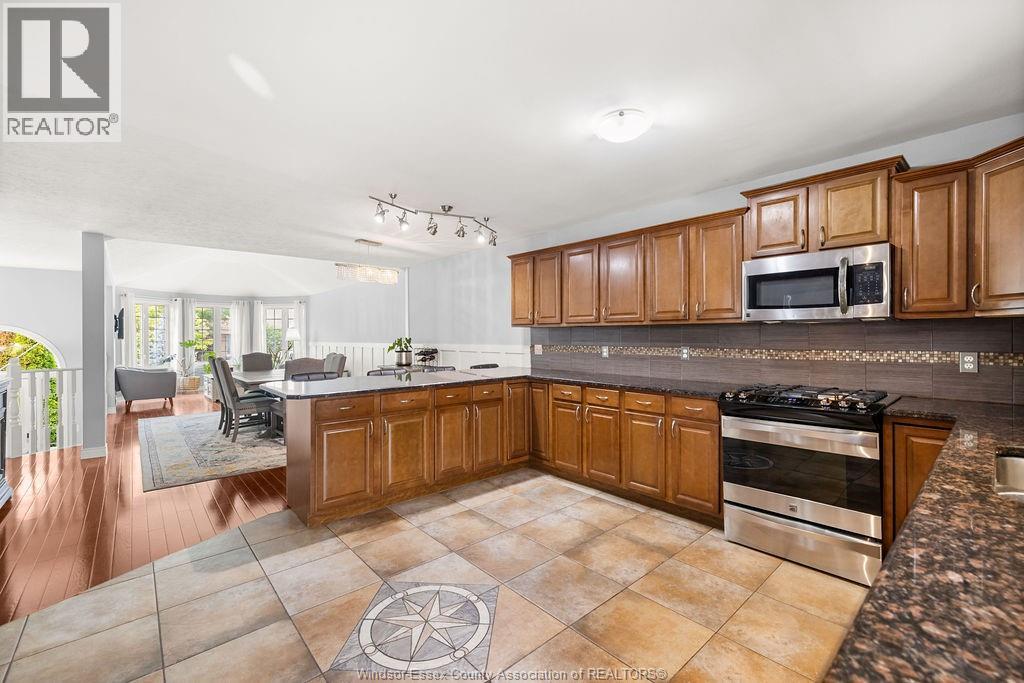 964 Greenpark, Windsor, Ontario  N8P 1J1 - Photo 4 - 26019481