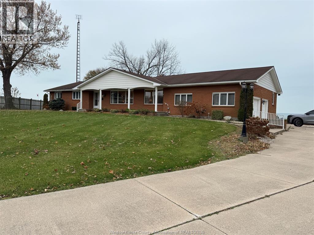1239 OXFORD & LOT 13 OXFORD AVENUE, Kingsville, Ontario