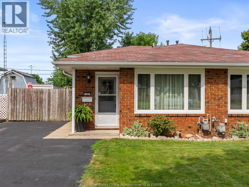 19 BRUCE, Leamington, Ontario