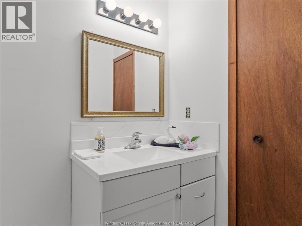 19 Bruce, Leamington, Ontario  N8H 4C4 - Photo 16 - 26019509