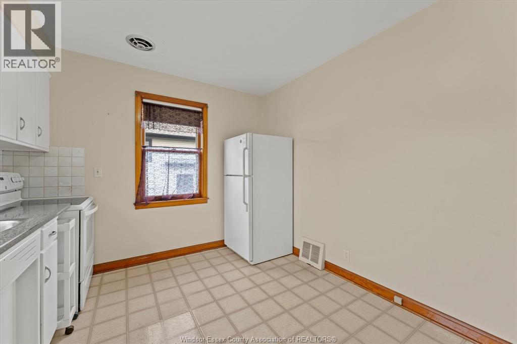 1226 Surrey Drive, Lasalle, Ontario  N9H 1A9 - Photo 9 - 26019515