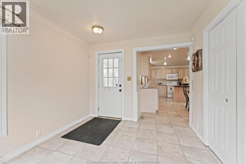 3214 Rankin Avenue, Windsor, Ontario  N9E 3C1 - Photo 7 - 26019521