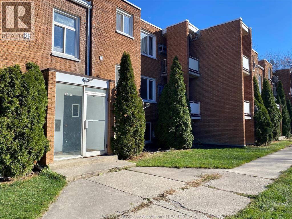 2476 Rivard Avenue, Windsor, Ontario  N8T 2H2 - Photo 2 - 26019505