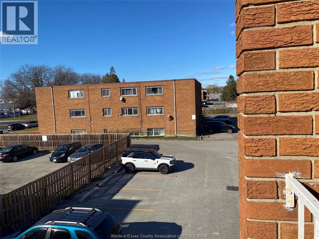 2476 Rivard Avenue, Windsor, Ontario  N8T 2H2 - Photo 8 - 26019505