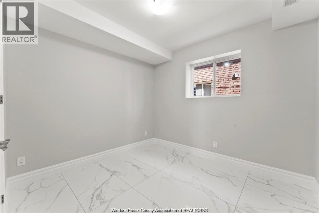 2280 Daytona Unit# C, Windsor, Ontario  N9B 3Y2 - Photo 11 - 26019534