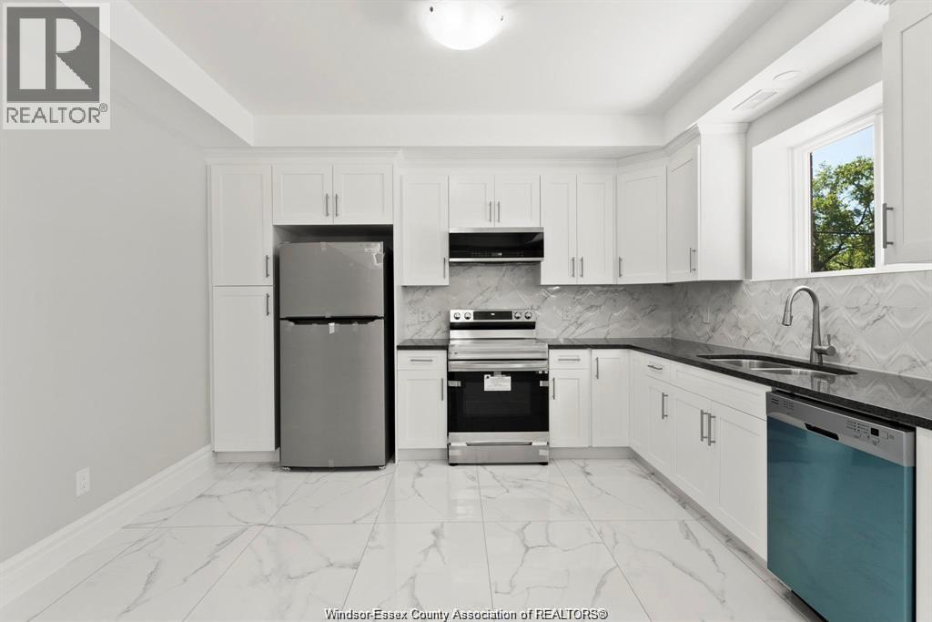 2280 Daytona Unit# C, Windsor, Ontario  N9B 3Y2 - Photo 2 - 26019534