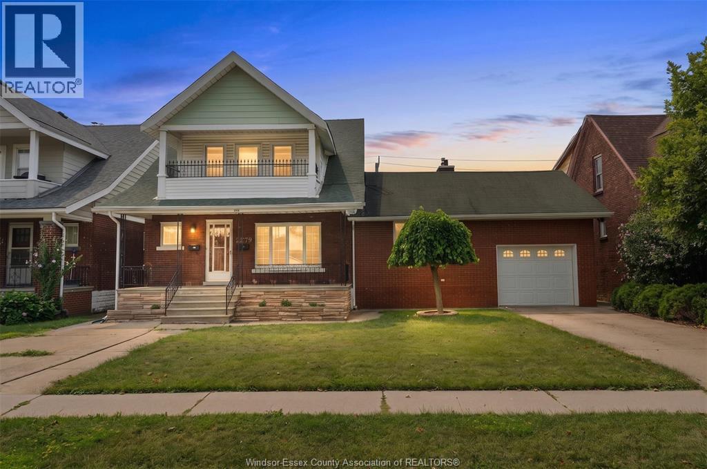 2279 Lillian AVENUE, Windsor, Ontario