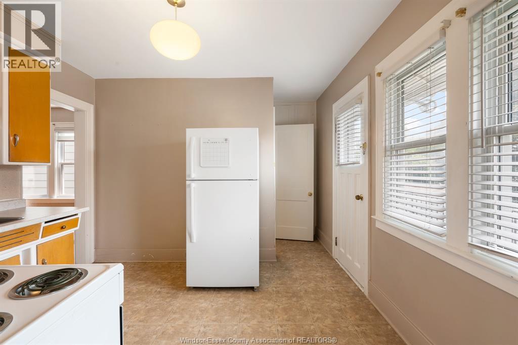 2279 Lillian Avenue, Windsor, Ontario  N8X 4B1 - Photo 13 - 26019437