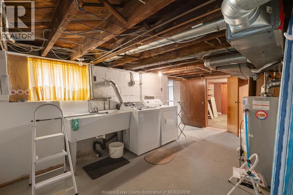 2279 Lillian Avenue, Windsor, Ontario  N8X 4B1 - Photo 36 - 26019437