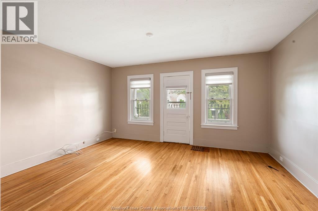 2279 Lillian Avenue, Windsor, Ontario  N8X 4B1 - Photo 8 - 26019435
