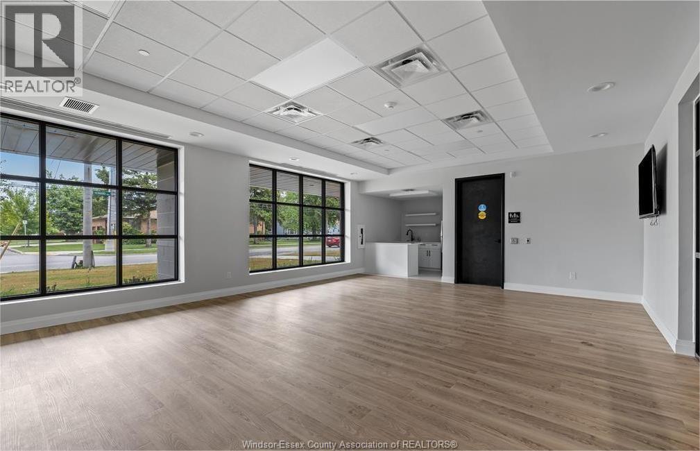 3817 Howard Avenue Unit# 303, Windsor, Ontario  N9E 3N8 - Photo 8 - 26019530