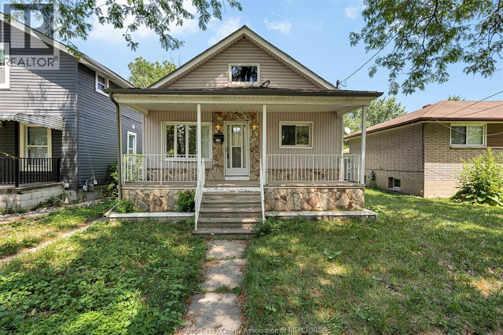 578 Brock Street, Windsor, Ontario  N9C 2T2 - Photo 3 - 26019455