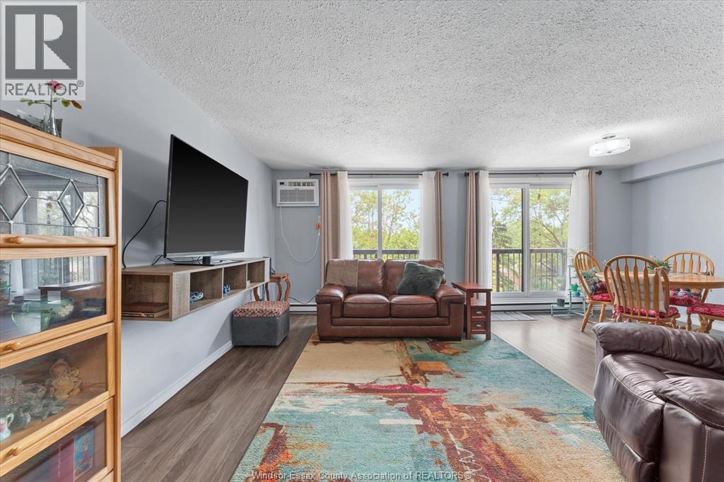 3936 Wyandotte Street East Unit# 405, Windsor, Ontario  N8Y 4V1 - Photo 5 - 26019421