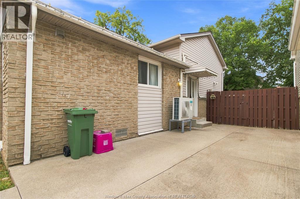 1229 Arncliffe Place, Windsor, Ontario   - Photo 20 - 26019564