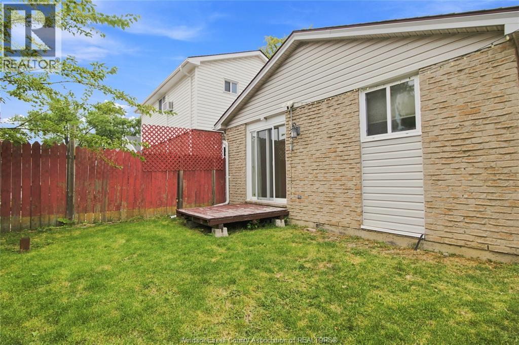1229 Arncliffe Place, Windsor, Ontario   - Photo 22 - 26019564