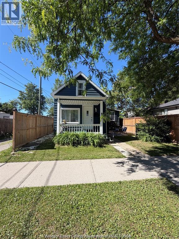 639 WATKINS, Windsor, Ontario