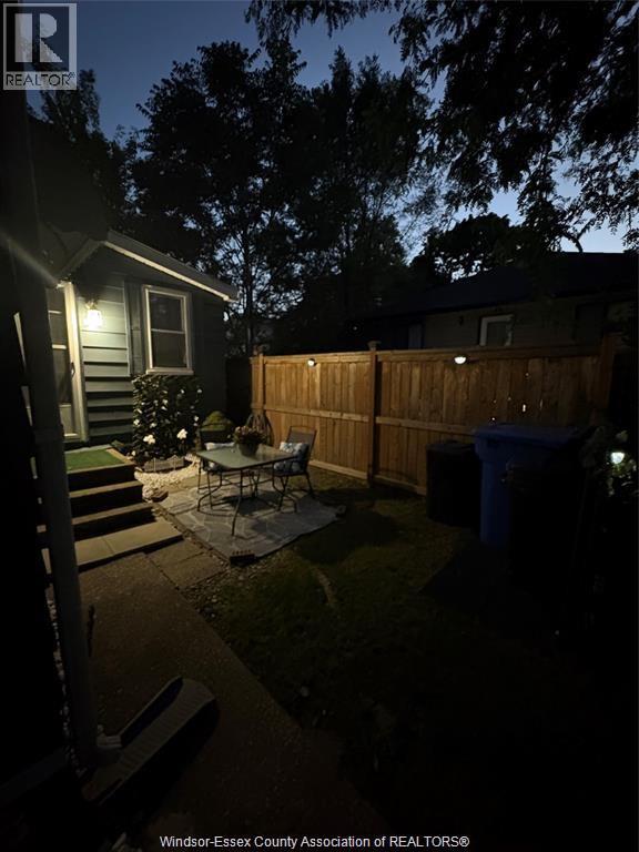 639 Watkins, Windsor, Ontario  N9C 2Y5 - Photo 18 - 26019590