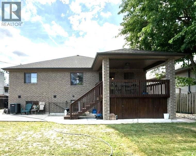 1870 Dominion, Windsor, Ontario  N9B 3H9 - Photo 24 - 26019583