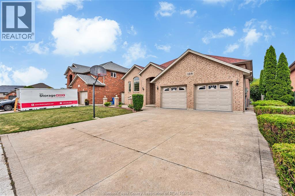128 MARINA GROVE, Lakeshore, Ontario