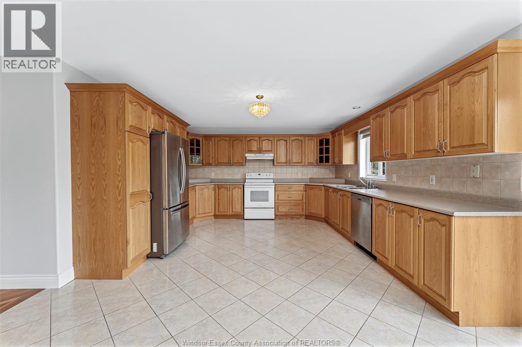 128 Marina Grove, Lakeshore, Ontario  N9K 1C9 - Photo 18 - 26019597
