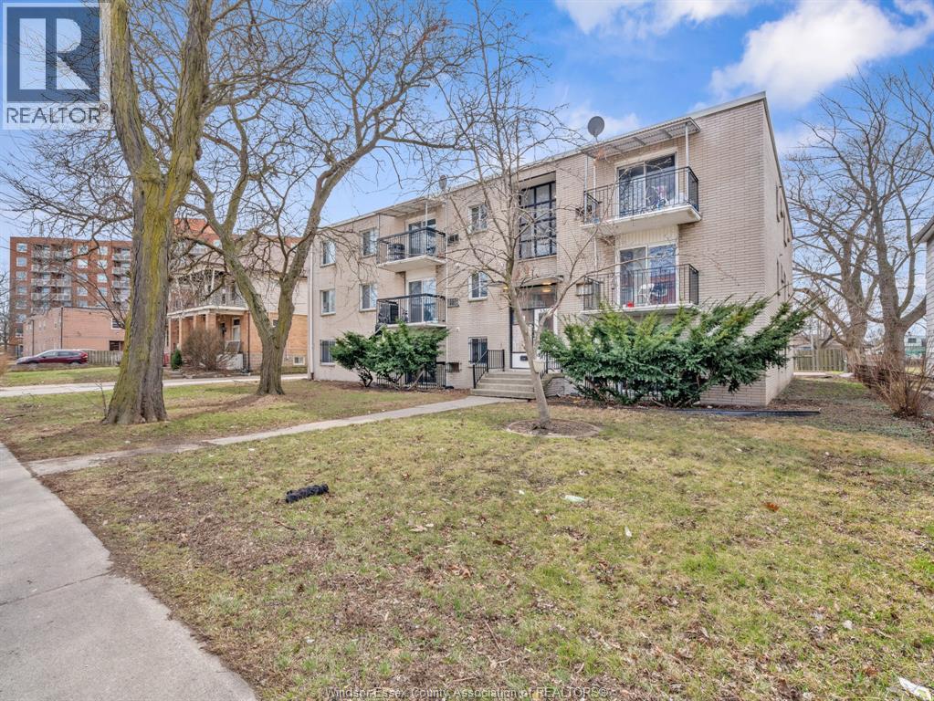 531 MILL STREET, Windsor, Ontario