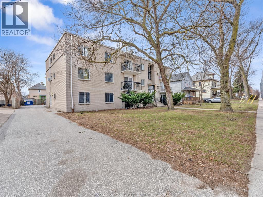 531 Mill Street, Windsor, Ontario  N9C 2R7 - Photo 4 - 26019614