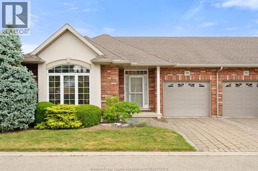 15 OAKGROVE LANE, Chatham, Ontario