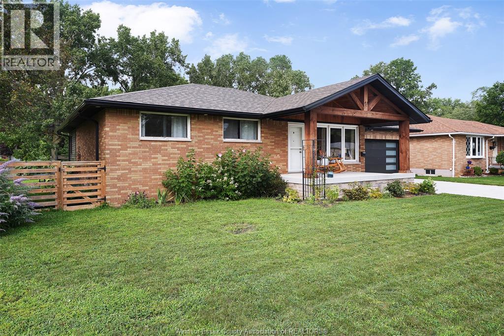 2020 Todd Lane, Lasalle, Ontario  N9H 1J7 - Photo 3 - 26019439