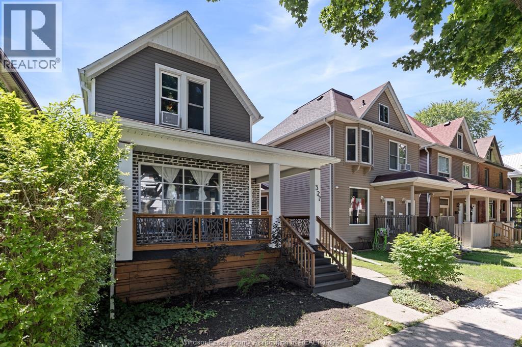 327 Lincoln Road, Windsor, Ontario  N8Y 2G6 - Photo 3 - 26019671