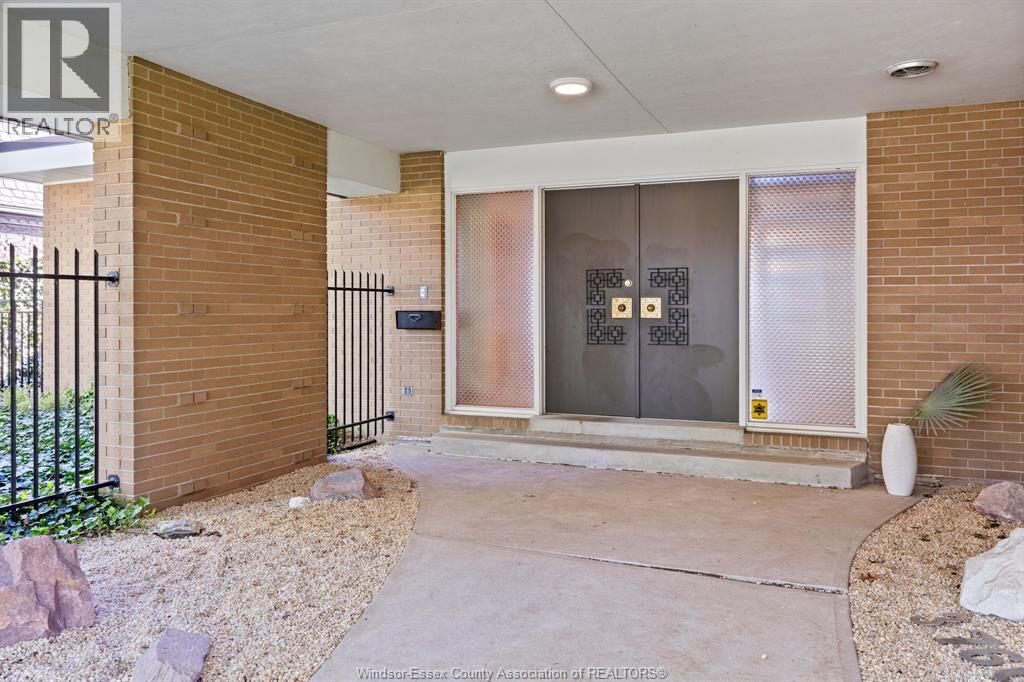 3760 Victoria Boulevard, Windsor, Ontario  N9E 3L8 - Photo 4 - 26019686