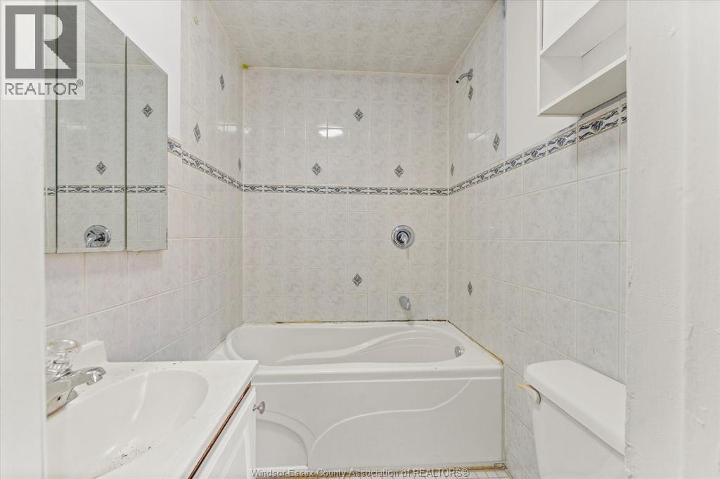 1107 Pierre, Windsor, Ontario  N9A 2L3 - Photo 26 - 26019537