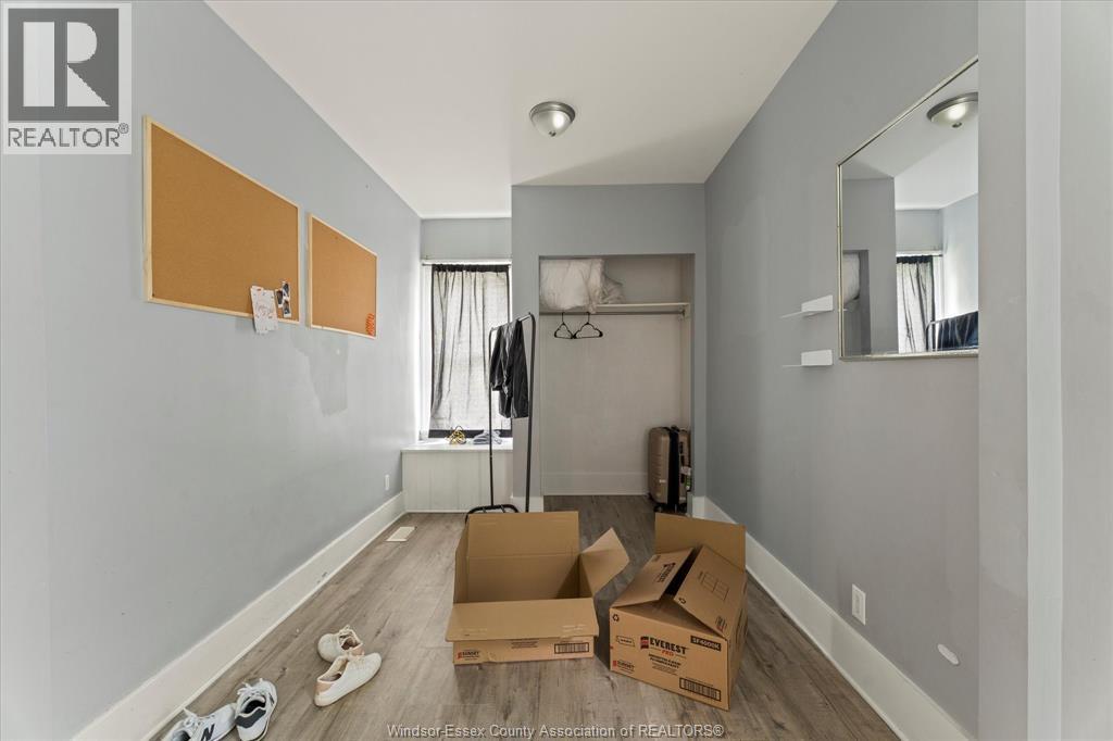 890 Howard Avenue, Windsor, Ontario  N9A 1S2 - Photo 6 - 26019426