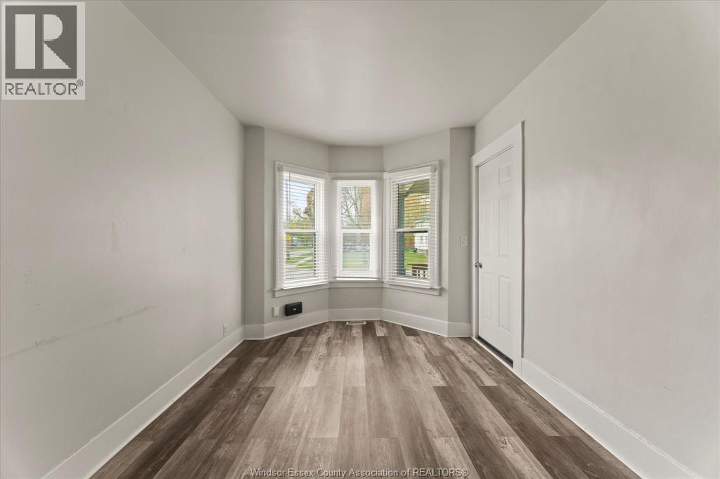 890 Howard Avenue, Windsor, Ontario  N9A 1S2 - Photo 7 - 26019426