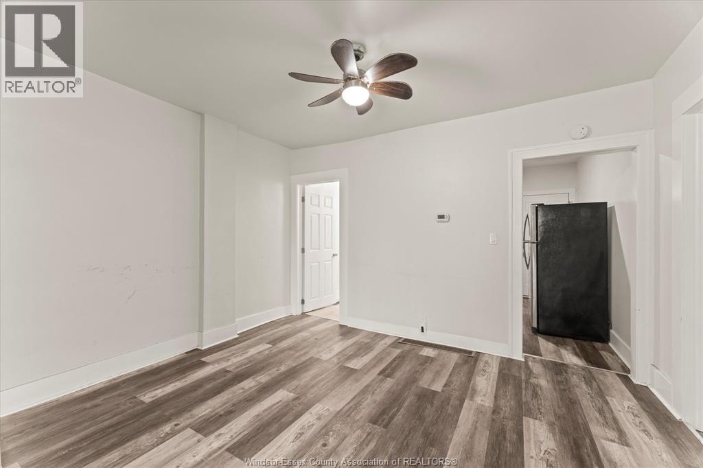 890 Howard Avenue, Windsor, Ontario  N9A 1S2 - Photo 8 - 26019426