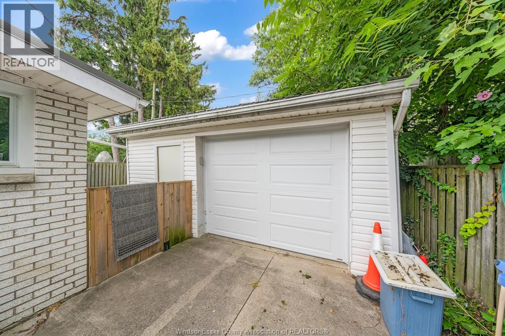 7 Churchill Avenue, Leamington, Ontario  N8H 3R5 - Photo 5 - 26019690