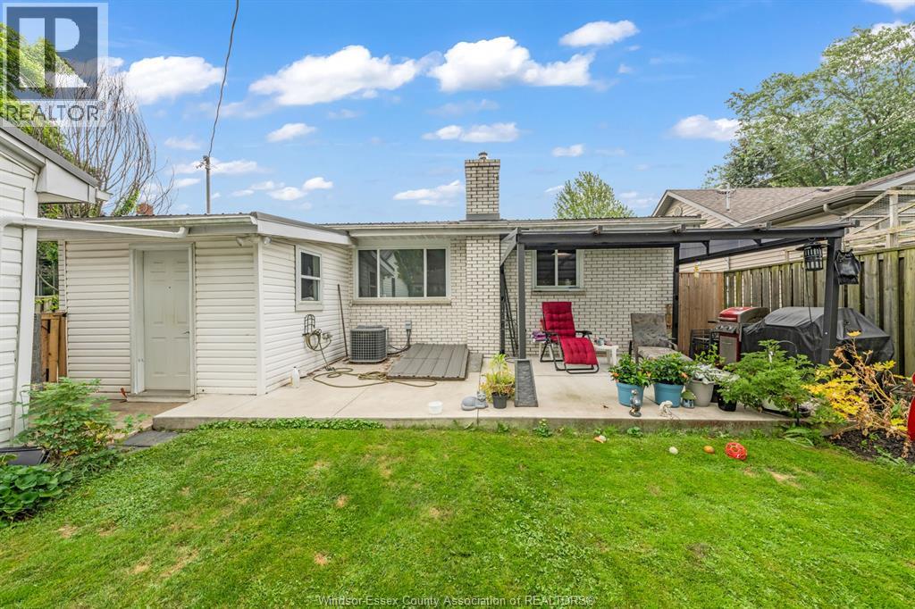 7 Churchill Avenue, Leamington, Ontario  N8H 3R5 - Photo 7 - 26019690
