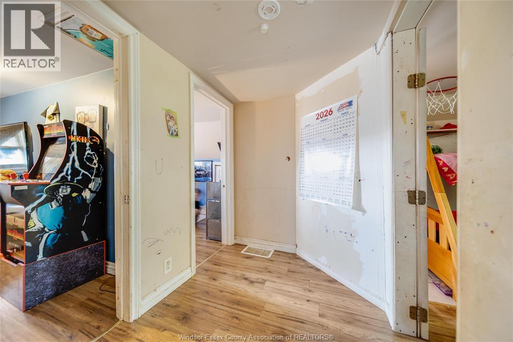 1066 Hickory, Windsor, Ontario  N8Y 3S1 - Photo 10 - 26019609