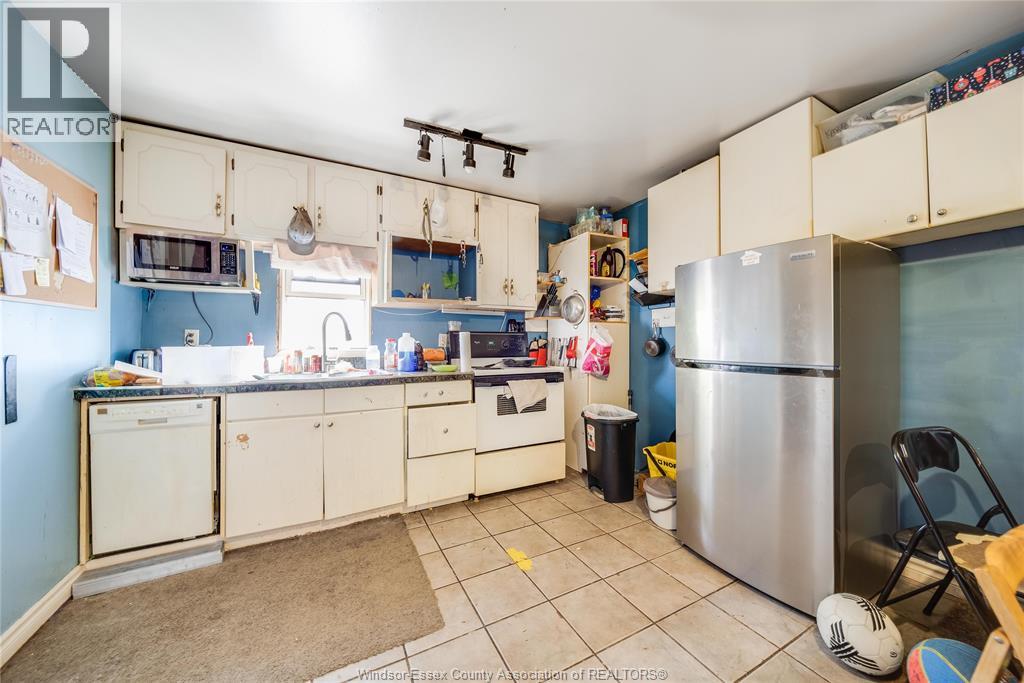 1066 Hickory, Windsor, Ontario  N8Y 3S1 - Photo 6 - 26019609